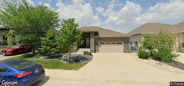 Larawan ng 77 Maple Creek Road sa Winnipeg, Manitoba