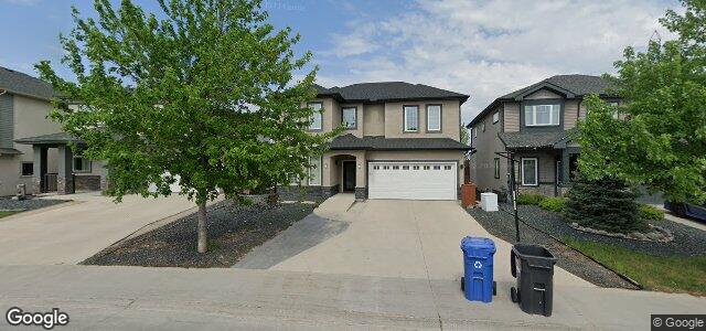 Larawan ng 111 Bluemeadow Road sa Winnipeg, Manitoba