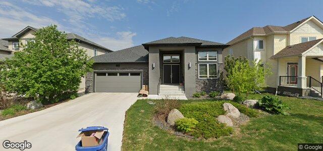 Larawan ng 119 Red Spruce Road sa Winnipeg, Manitoba