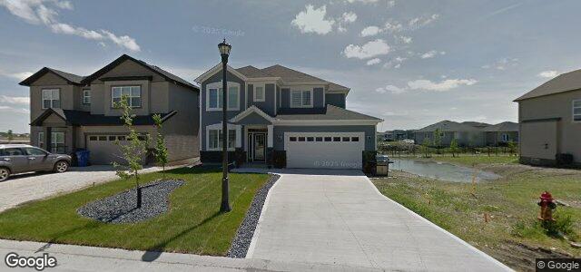Larawan ng 12 Bluemeadow Road sa Winnipeg, Manitoba
