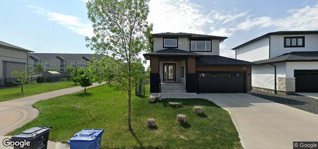 Larawan ng 128 Red Spruce Road sa Winnipeg, Manitoba