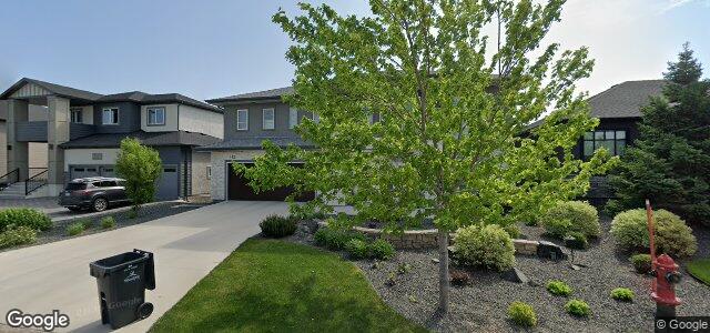 Larawan ng 142 Bluemeadow Road sa Winnipeg, Manitoba