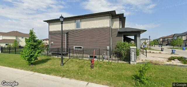 Larawan ng 159 Red Spruce Road sa Winnipeg, Manitoba