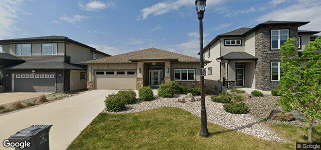 Larawan ng 163 Red Spruce Road sa Winnipeg, Manitoba