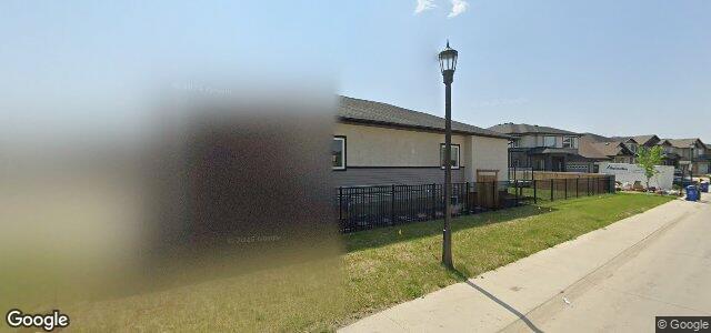 Larawan ng 2 Sunwood Court sa Winnipeg, Manitoba