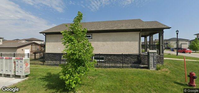 Larawan ng 203 Brookfield Crescent sa Winnipeg, Manitoba