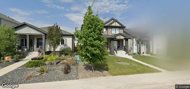 Larawan ng 24 Red Spruce Road sa Winnipeg, Manitoba