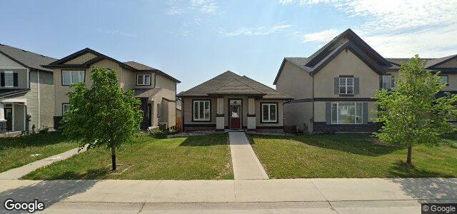 Photo of 272 Brookfield Crescent in Winnipeg, Manitoba