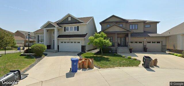 Larawan ng 28 Bridge Lake Drive sa Winnipeg, Manitoba