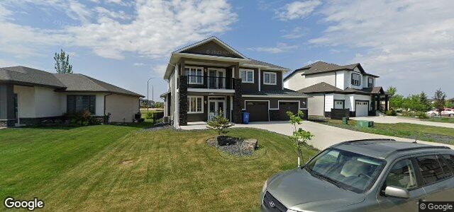 Larawan ng 300 Bellflower Road sa Winnipeg, Manitoba