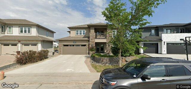 Photo of 35 Water Bend Road in Winnipeg, Manitoba