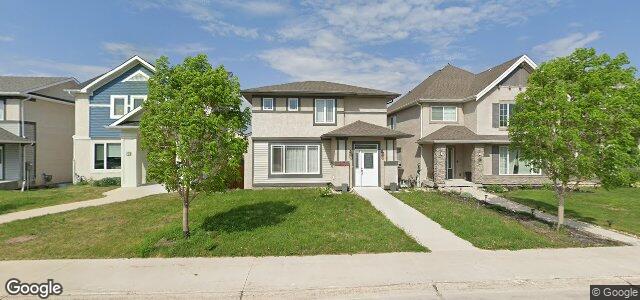 Larawan ng 40 Red Spruce Road sa Winnipeg, Manitoba