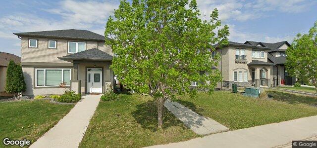 Larawan ng 60 Red Spruce Road sa Winnipeg, Manitoba