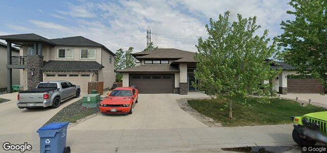 Larawan ng 99 Bluemeadow Road sa Winnipeg, Manitoba