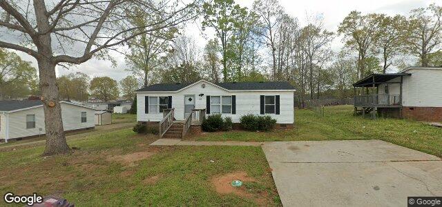 Photo of 148 Valley Brook Road in Winnipeg, Manitoba