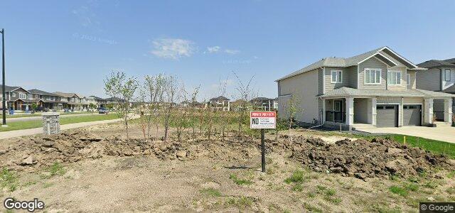 Larawan ng 227 Rowntree Avenue sa Winnipeg, Manitoba