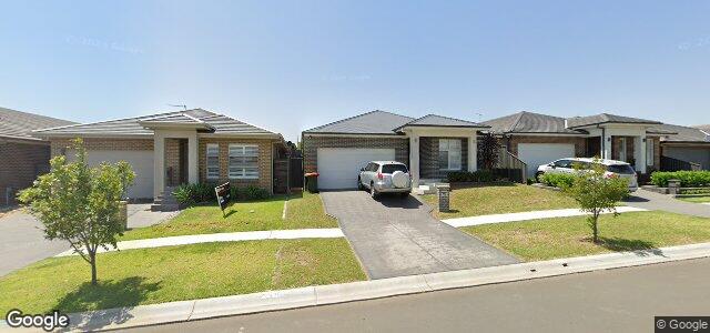 Larawan ng 11 Piccadilly Street sa Winnipeg, Manitoba