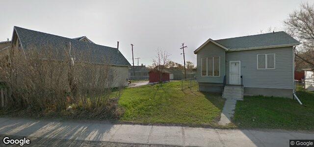 Larawan ng 1731 King Edward Street sa Winnipeg, Manitoba