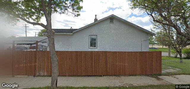 Larawan ng 1755 King Edward Street sa Winnipeg, Manitoba