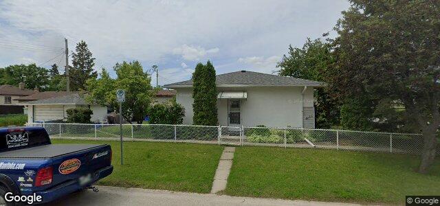 Larawan ng 1804 Lismore Avenue sa Winnipeg, Manitoba