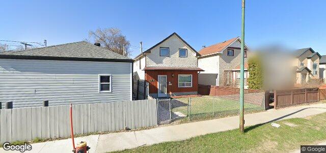 Photo of 1808 Ross Avenue W in Winnipeg, Manitoba