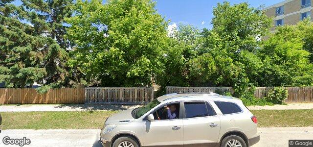 Larawan ng 1809 Alexander Avenue sa Winnipeg, Manitoba