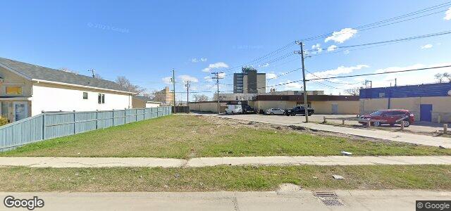Larawan ng 1809 Ross Avenue W sa Winnipeg, Manitoba