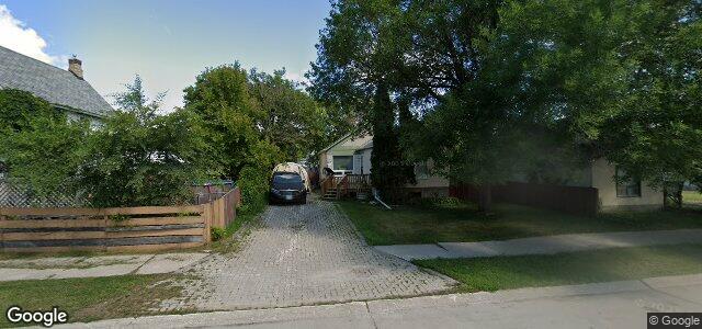 Larawan ng 1817 Mcdermot Avenue W sa Winnipeg, Manitoba