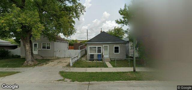 Larawan ng 1821 Midmar Avenue sa Winnipeg, Manitoba