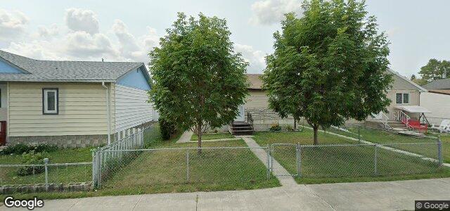 Larawan ng 1824 Midmar Avenue sa Winnipeg, Manitoba