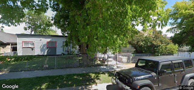 Larawan ng 1825 Alexander Avenue sa Winnipeg, Manitoba