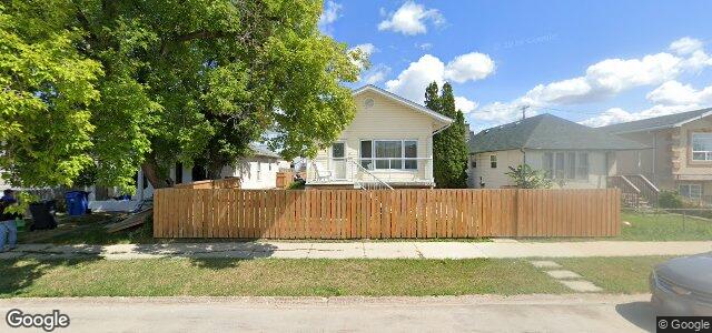 Larawan ng 1837 Elgin Avenue W sa Winnipeg, Manitoba