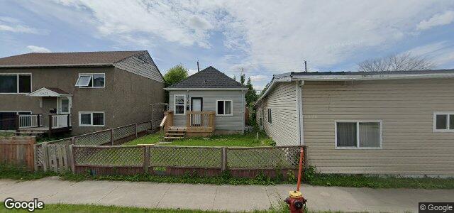 Larawan ng 1838 Alexander Avenue sa Winnipeg, Manitoba