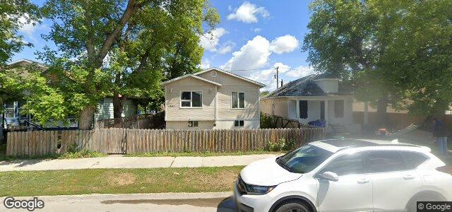 Larawan ng 1841 Elgin Avenue W sa Winnipeg, Manitoba