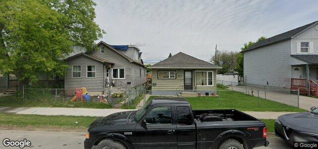 Larawan ng 1863 Alexander Avenue sa Winnipeg, Manitoba