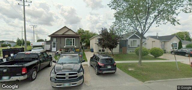 Photo of 1878 Pacific Avenue W in Winnipeg, Manitoba