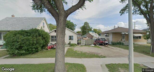 Larawan ng 1903 Notre Dame Avenue sa Winnipeg, Manitoba