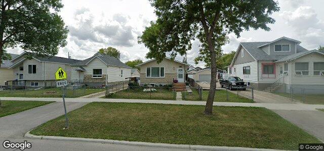 Larawan ng 1908 Pacific Avenue W sa Winnipeg, Manitoba