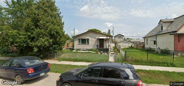 Larawan ng 1935 Elgin Avenue W sa Winnipeg, Manitoba