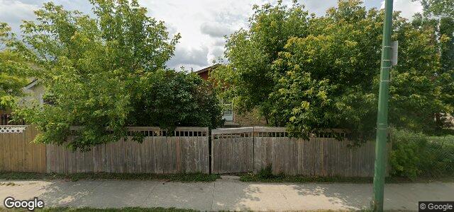 Photo of 1942 Elgin Avenue W in Winnipeg, Manitoba