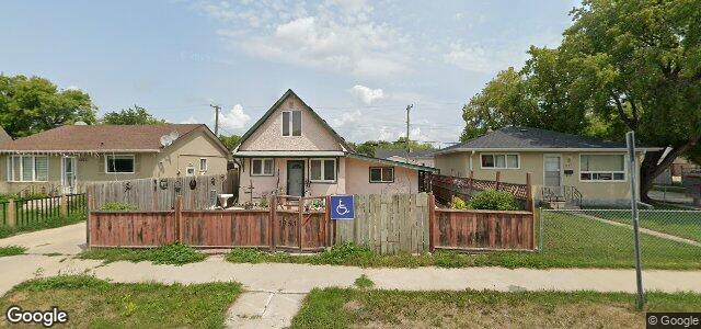 Larawan ng 1953 Elgin Avenue W sa Winnipeg, Manitoba