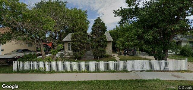Larawan ng 1981 Notre Dame Avenue sa Winnipeg, Manitoba