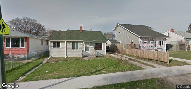 Photo of 1992 Ross Avenue W in Winnipeg, Manitoba