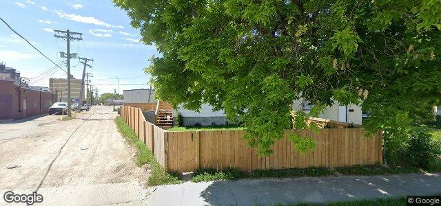 Larawan ng 2 Gallagher Avenue W sa Winnipeg, Manitoba