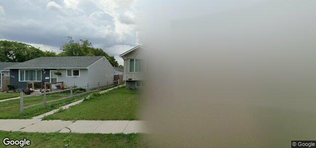 Larawan ng 2004 Elgin Avenue W sa Winnipeg, Manitoba