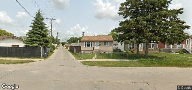 Larawan ng 2007 Ross Avenue W sa Winnipeg, Manitoba