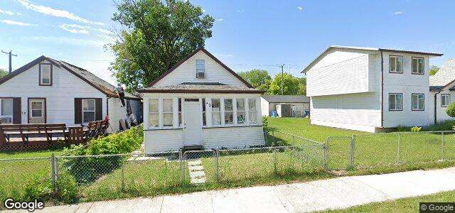 Larawan ng 44 Gallagher Avenue W sa Winnipeg, Manitoba