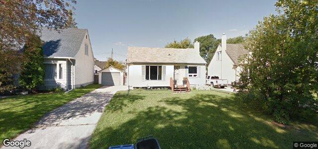 Larawan ng 114 Riverbend Crescent sa Winnipeg, Manitoba