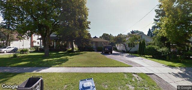 Larawan ng 155 Douglas Park Road sa Winnipeg, Manitoba