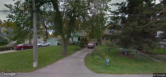 Larawan ng 1842 Assiniboine Avenue sa Winnipeg, Manitoba